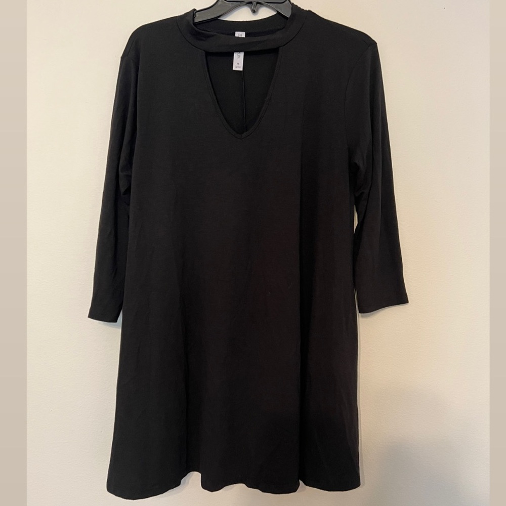 Black Long Sleeve Chocker Top - size Medium